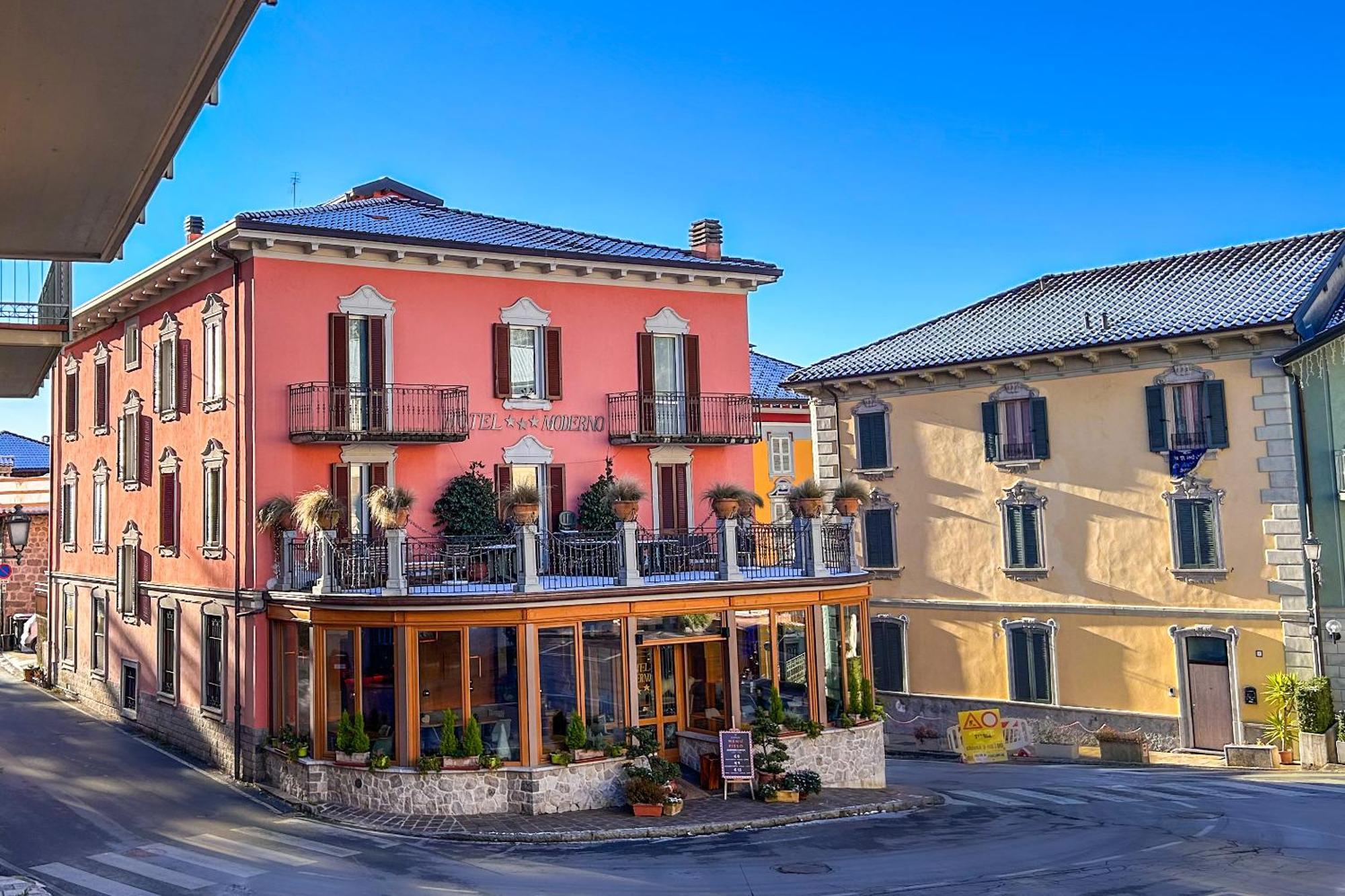 Hotel Moderno Serina  Exterior foto